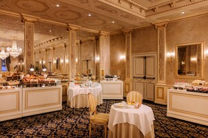 Free continental breakfast