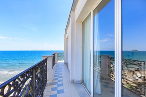 行政套房, 露台, 海景 | 阳台