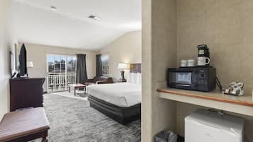 Premium kamer | Hypoallergeen beddengoed, een bureau, een laptopwerkplek