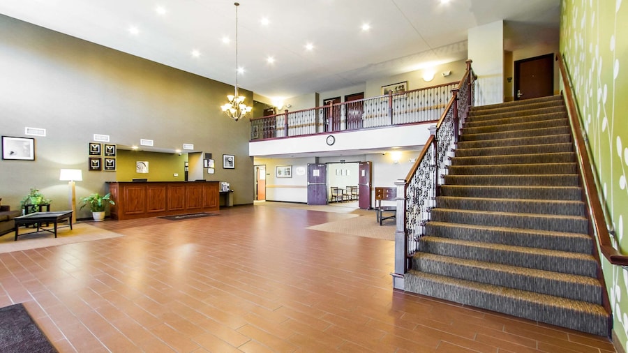 Sleep Inn & Suites Pleasant Hill - Des Moines