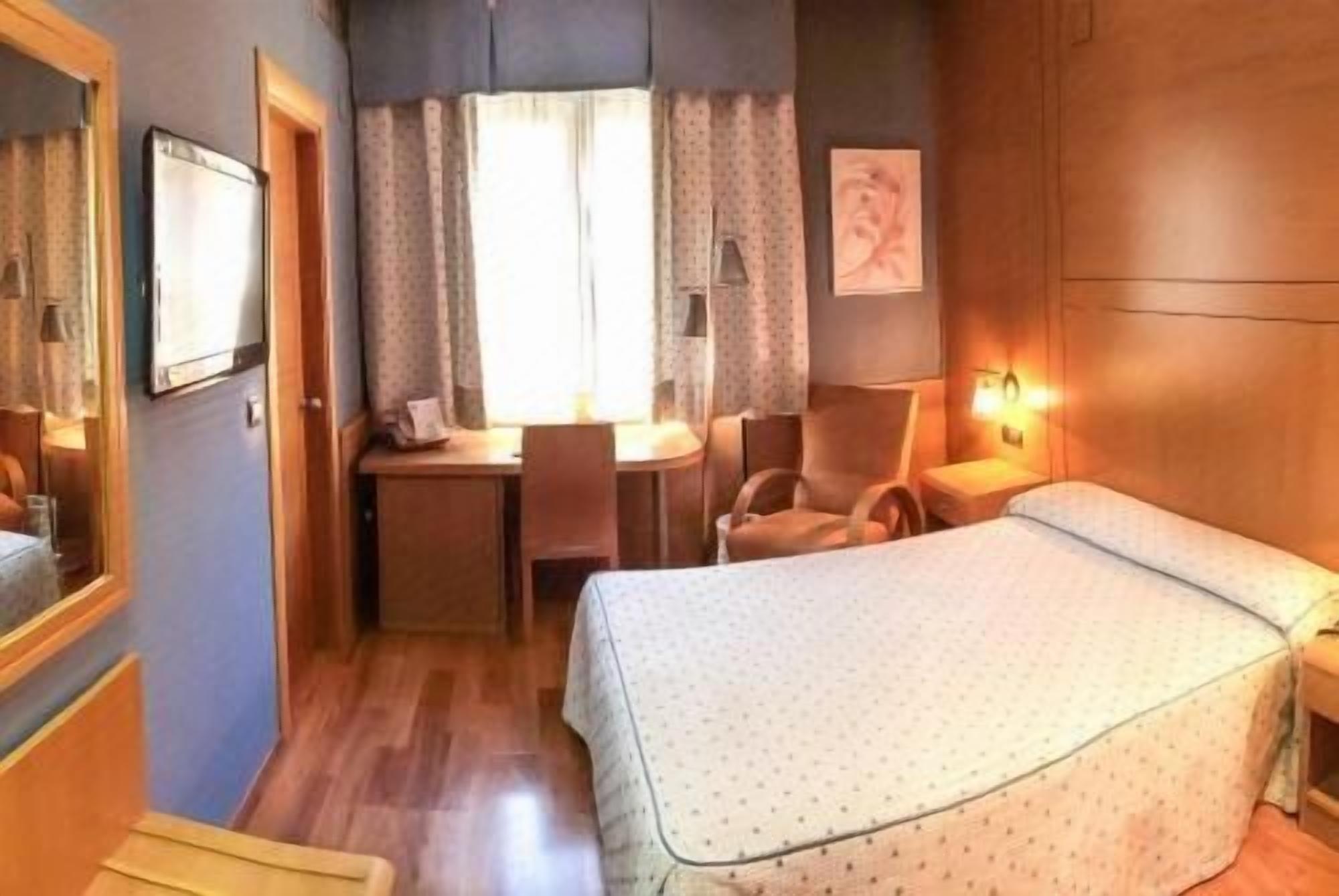 Minibar, in-room safe, desk, blackout curtains