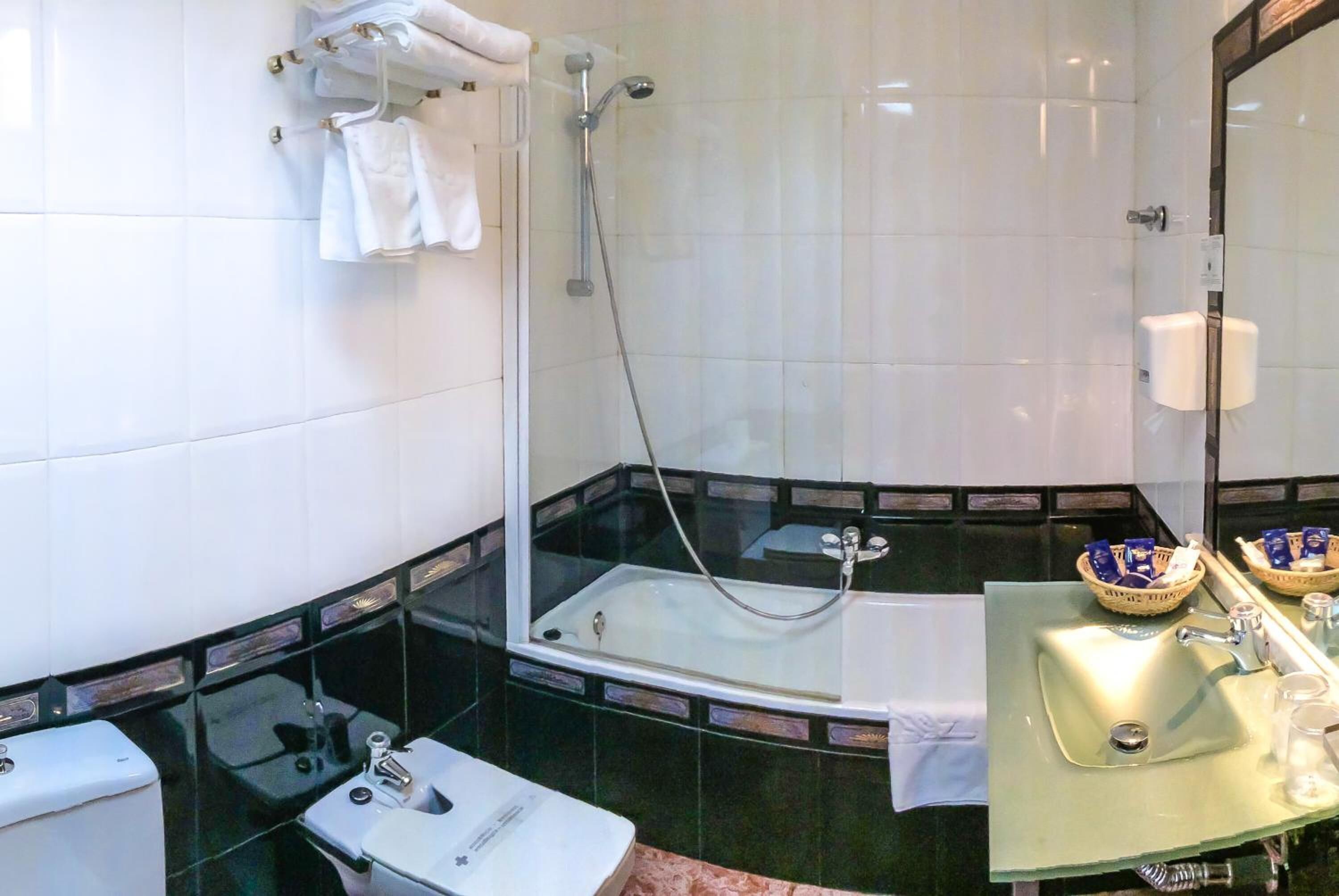 Photo - Reino de Granada