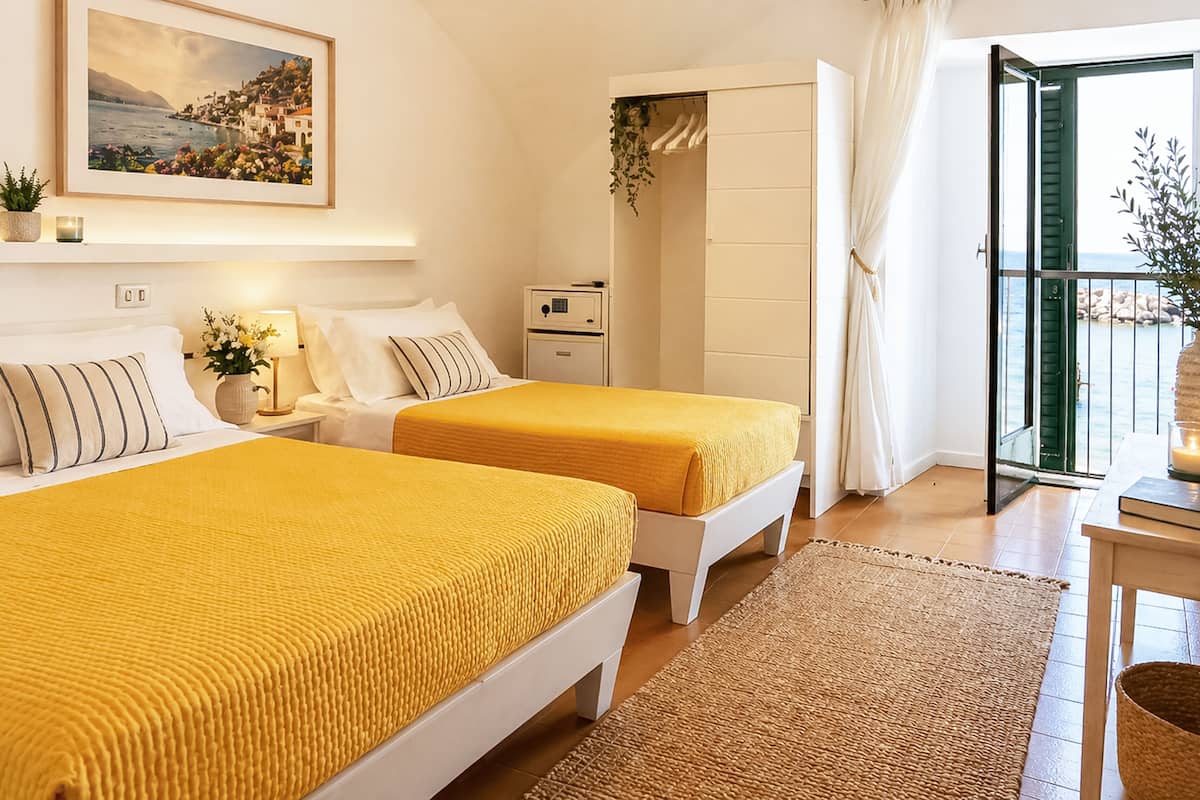 Chambre Triple, vue mer