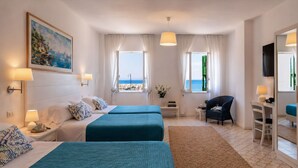 Room, Multiple Beds, Sea View | Minibar, in-room safe, desk, free WiFi - Hotel Baia di Puolo (Sorrento)