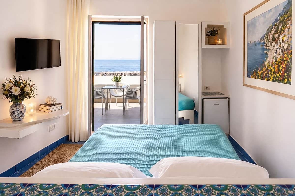 Chambre Supérieure Double ou avec lits jumeaux, balcon, vue mer