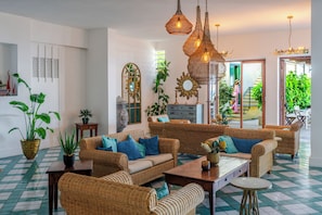 Sala de estar en el lobby