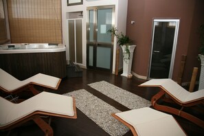Sauna, hot tub, body treatments, hydrotherapy, aromatherapy, facials - Hotel Il Parco degli Ulivi (Villafranca Tirrena)