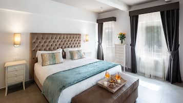 Comfort Elegance Suite | 1 bedroom, Frette Italian sheets, premium bedding, memory-foam beds