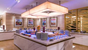 Desayuno buffet diario (CNY 180 por persona)