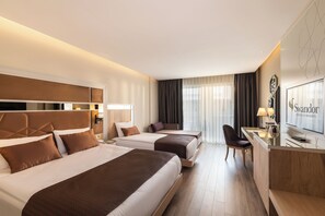 Deluxe Superior Room | Premium bedding, free minibar, in-room safe, desk - Swandor Hotels & Resort Topkapi Palace - All Inclusive (Antalya)