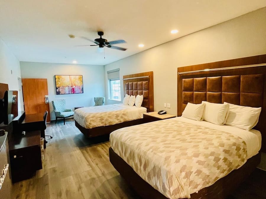 Iron/ironing board, free WiFi