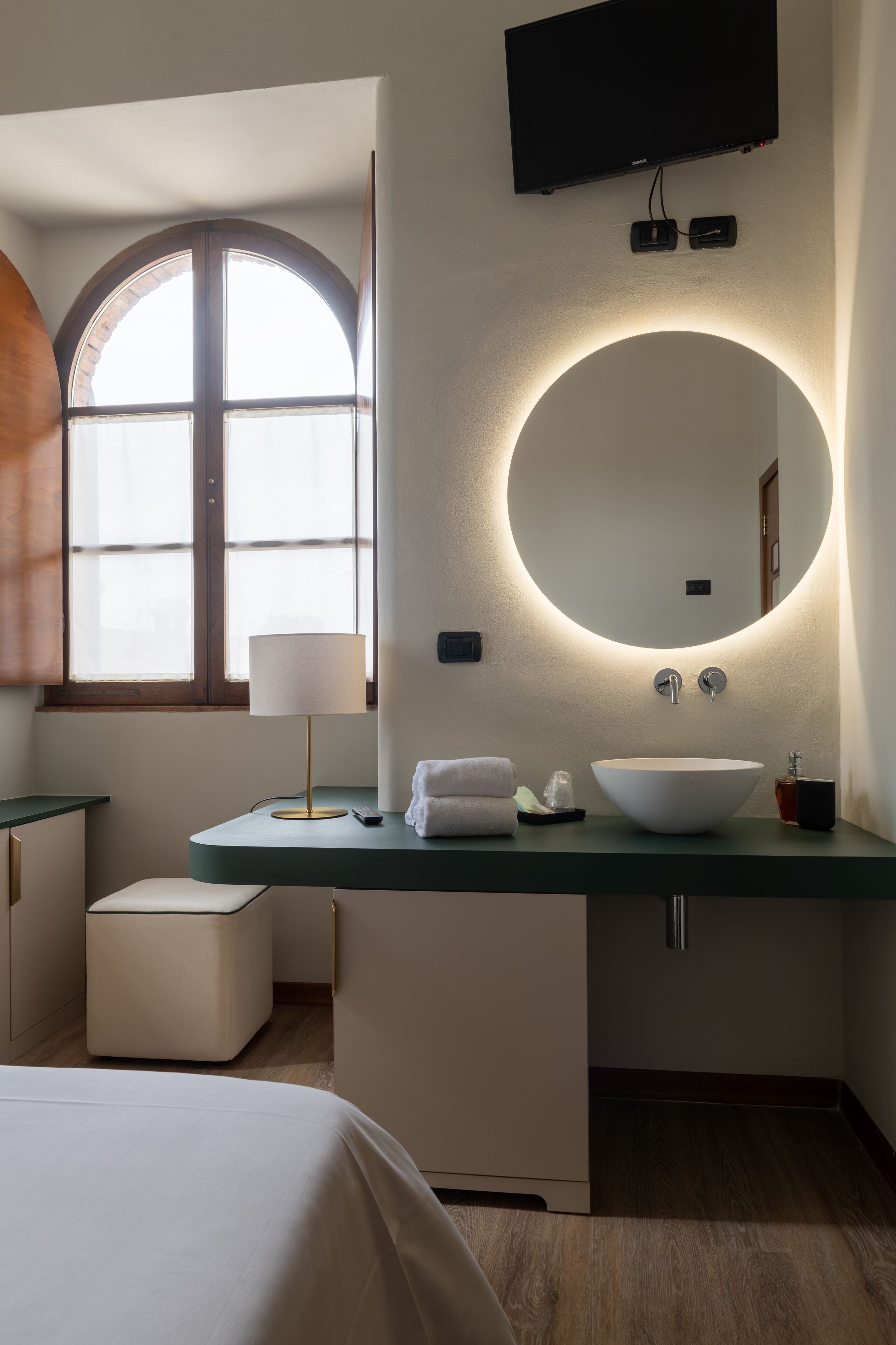 Habitación doble estándar de uso individual | Baño | Amenidades de baño gratuitas, secadora de cabello, bidet, toallas 