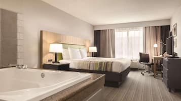 1 bedroom, in-room safe, desk, blackout drapes
