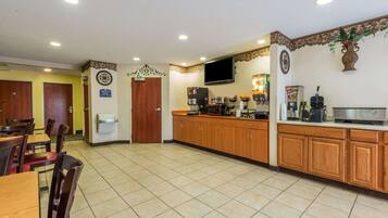 Desayuno continental incluido todos los días