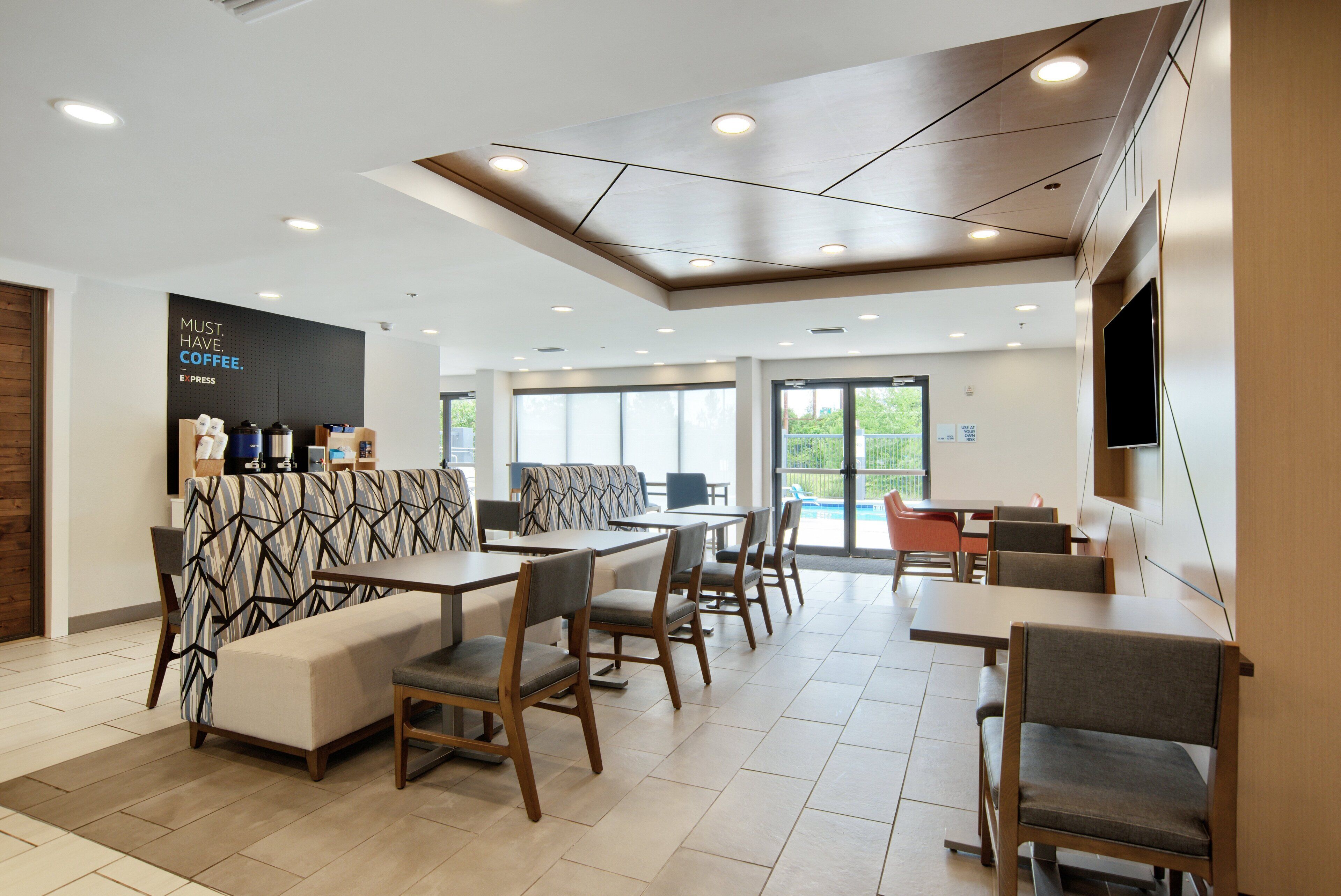 Desayuno para llevar gratuito y diario