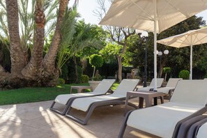 Seasonal outdoor pool - Checkin Valencia Ciscar (Picanya)
