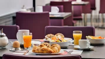 Daily buffet breakfast (EUR 23 per person)