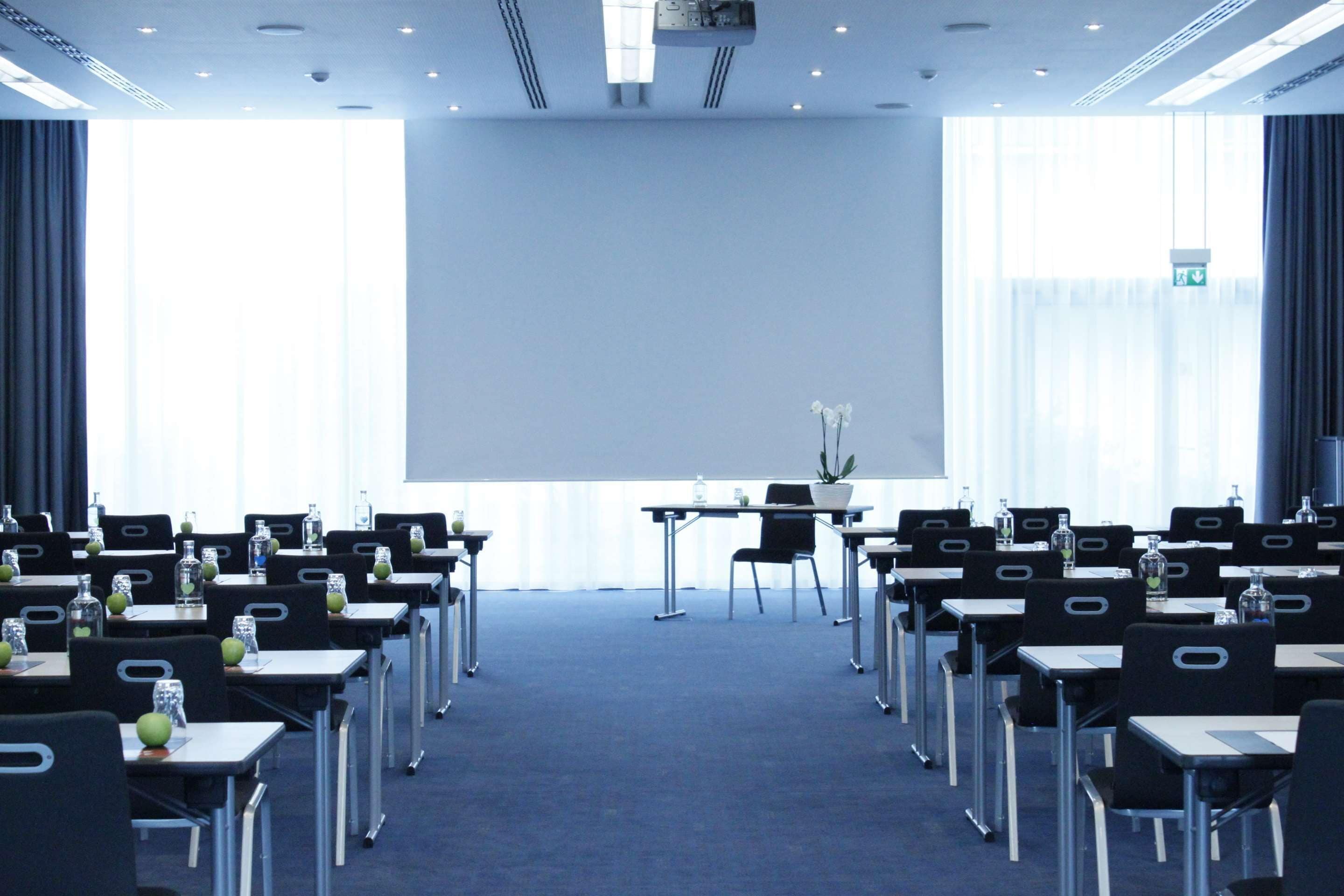 Foto - IntercityHotel Frankfurt Airport