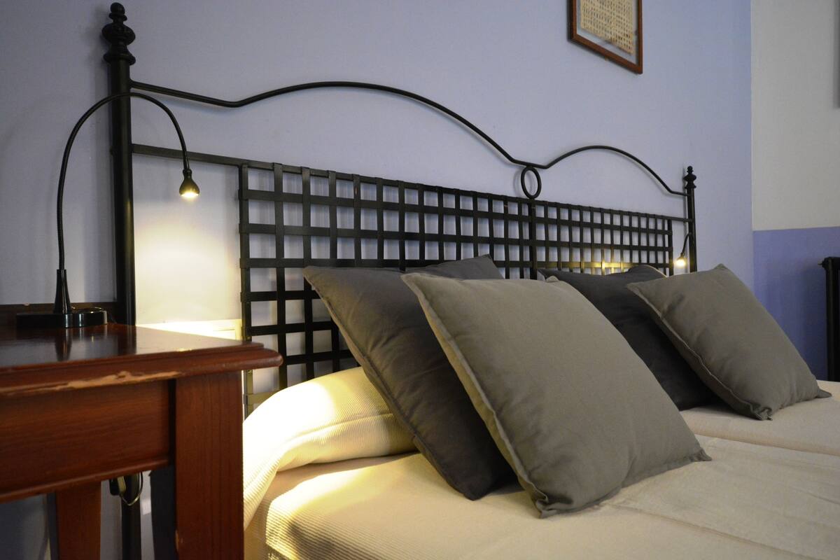 superior double room | down duvets, minibar, free wifi, bed sheets