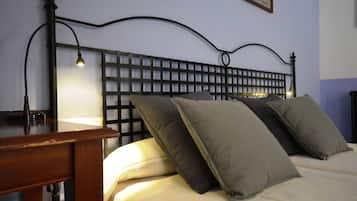 Habitación doble superior | Edredón, minibar, wifi gratis y ropa de cama