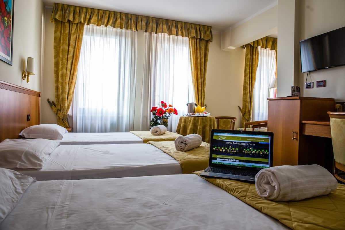 superior double room | 1 bedroom, minibar, desk, blackout curtains