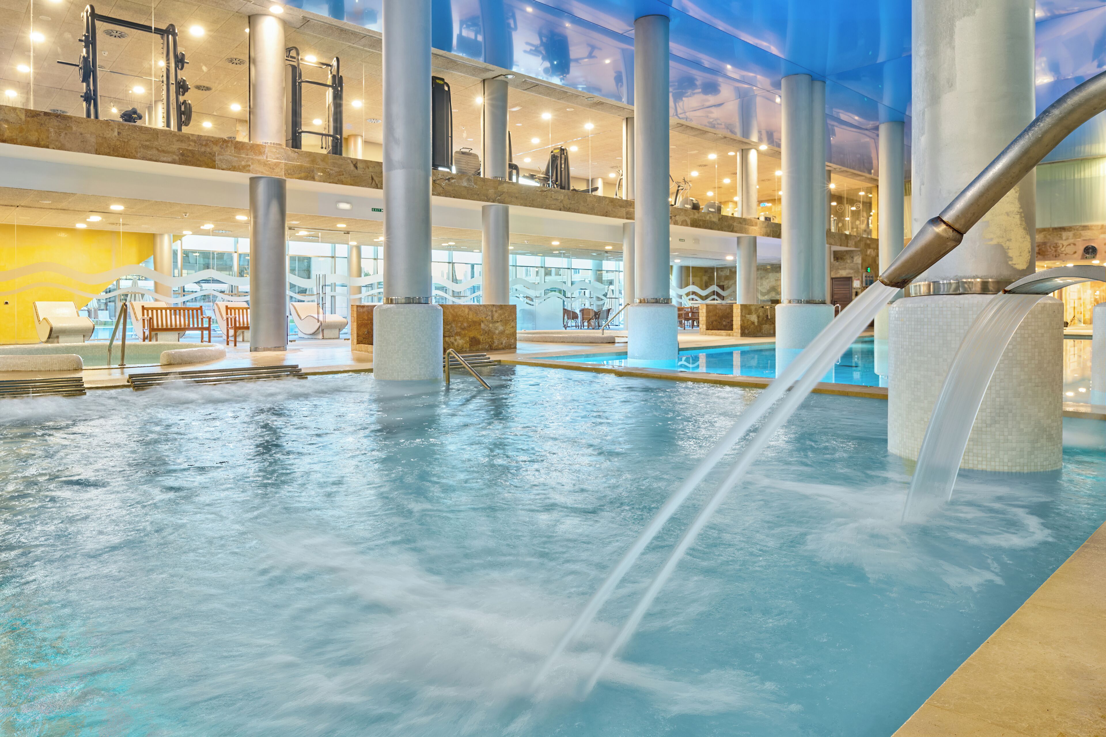 Sauna seca, sauna a vapor, banho turco/hammam, tratamentos corporais