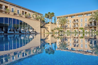 Grupotel Playa de Palma Suites & Spa