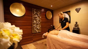 Sauna, steam room, Turkish bath/hammam, body treatments
