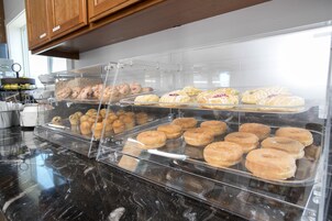 Desayuno continental incluido todos los días 