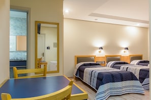 Minibar, in-room safe, blackout curtains, free WiFi - Hotel Columbia (São Paulo)