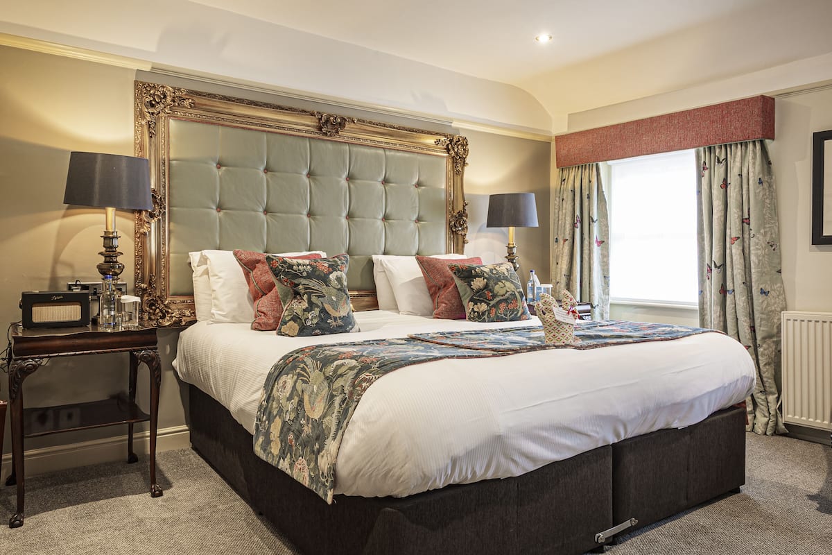 superior double room | 1 bedroom, egyptian cotton sheets, premium bedding