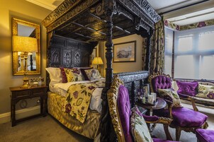 Deluxe Historic Double Room (Four Poster) | Egyptian cotton sheets, premium bedding, individually decorated