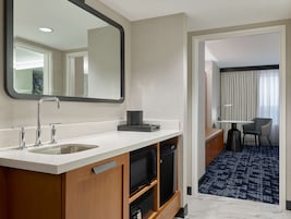 1 bedroom, premium bedding, pillowtop beds, desk