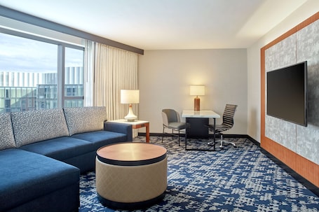 Embassy Suites by Hilton Washington D.C. Convention Center - Image 39