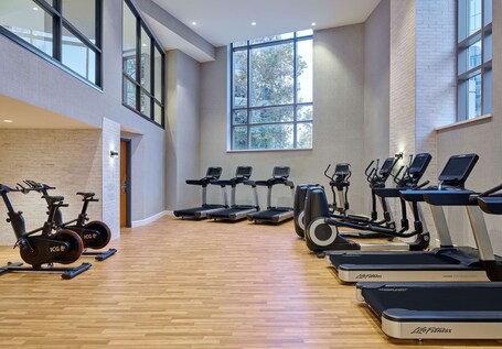 Embassy Suites by Hilton Washington D.C. Convention Center - Image 12