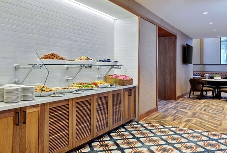Embassy Suites by Hilton Washington D.C. Convention Center - Image 21