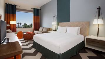 Premium bedding, in-room safe, desk, iron/ironing board