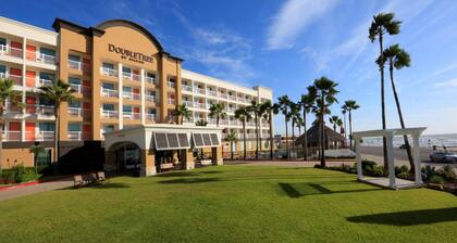 DoubleTree by Hilton Hotel Galveston Beach