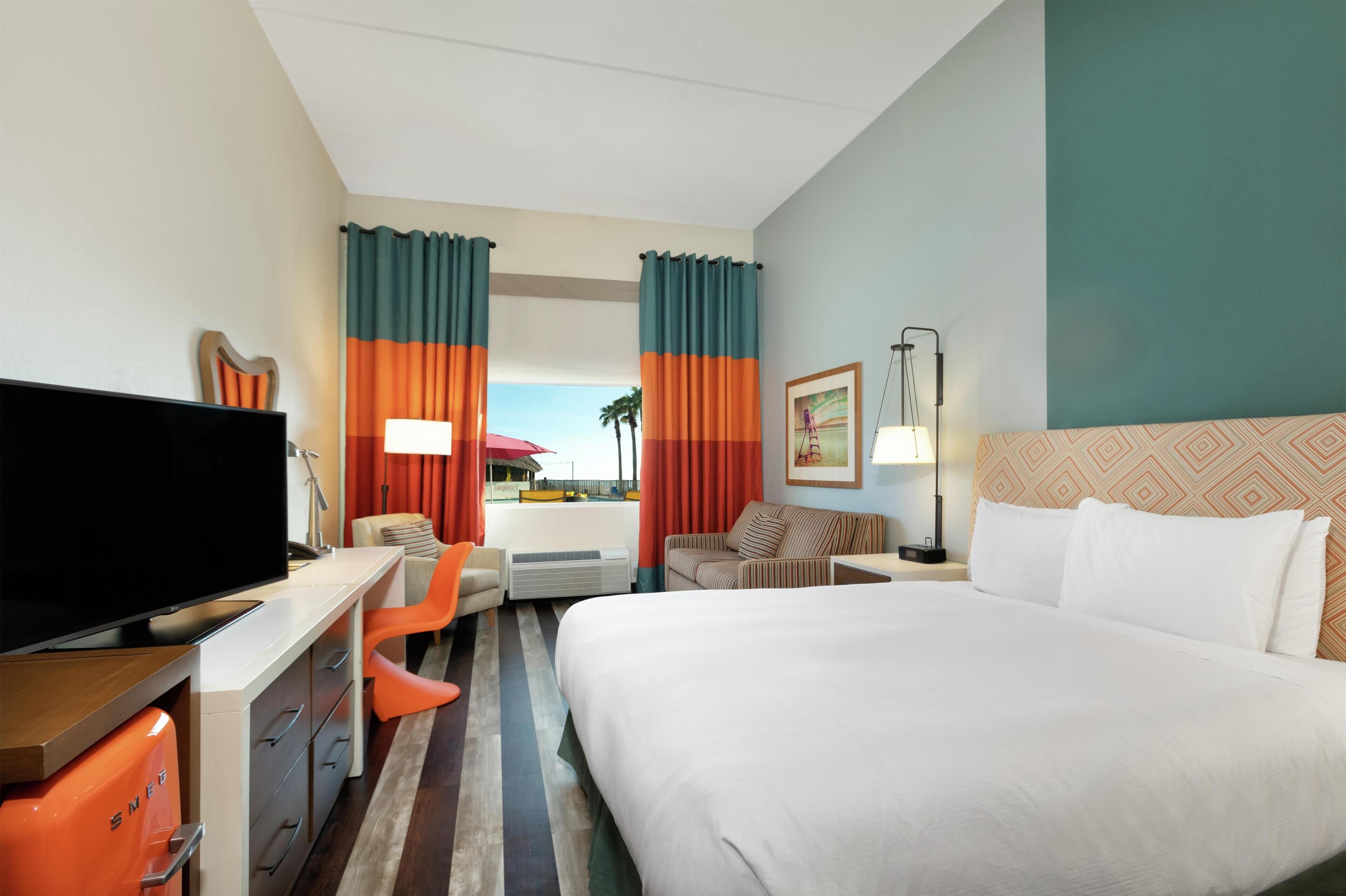 Premium bedding, in-room safe, desk, iron/ironing board