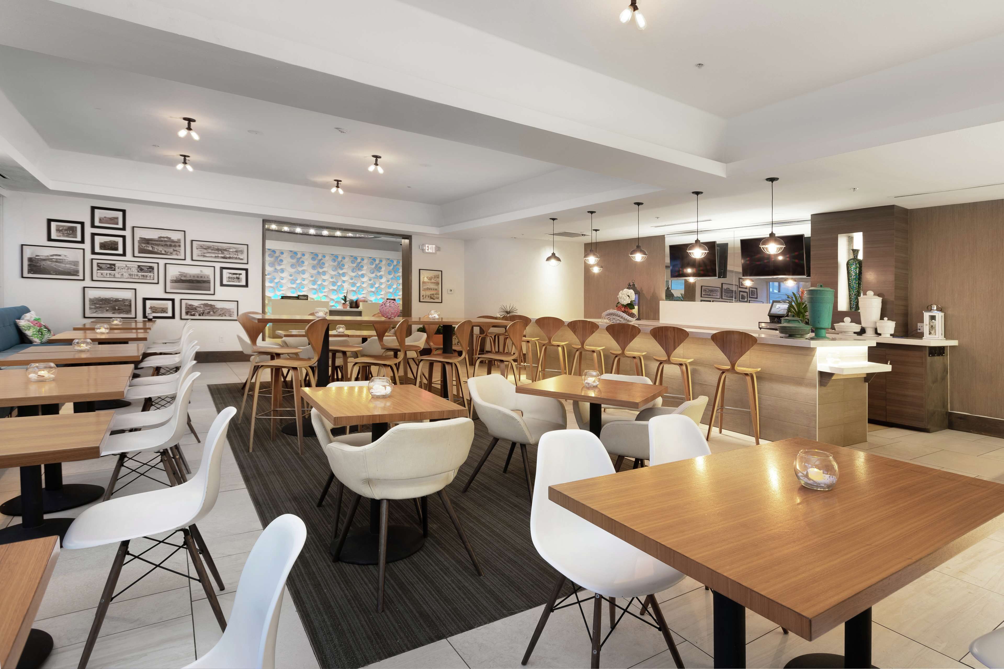 每日供应全套早餐（需付费）