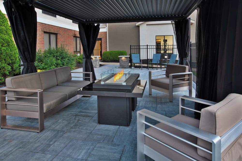 Holiday Inn Express & Suites Kent - University Area by IHG