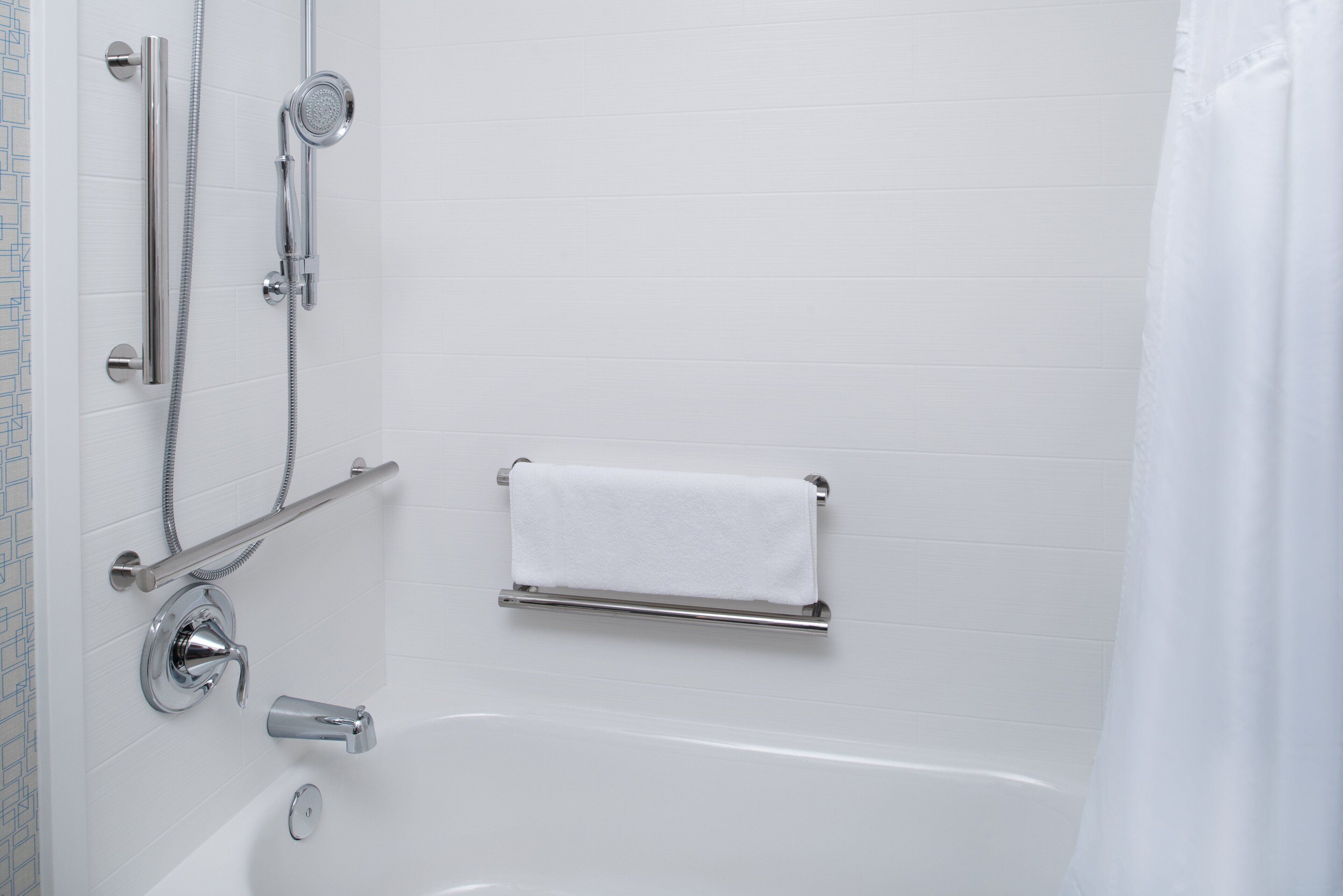 suite, 1 king bed, accessible (communications, accessible tub) | bathroom | hair dryer, towels