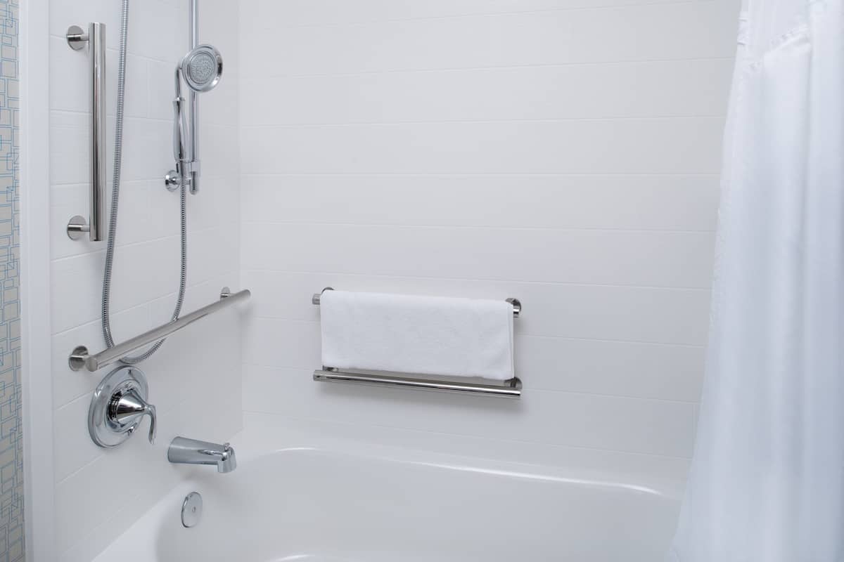 suite, 1 king bed, accessible (communications, accessible tub) | bathroom | hair dryer, towels