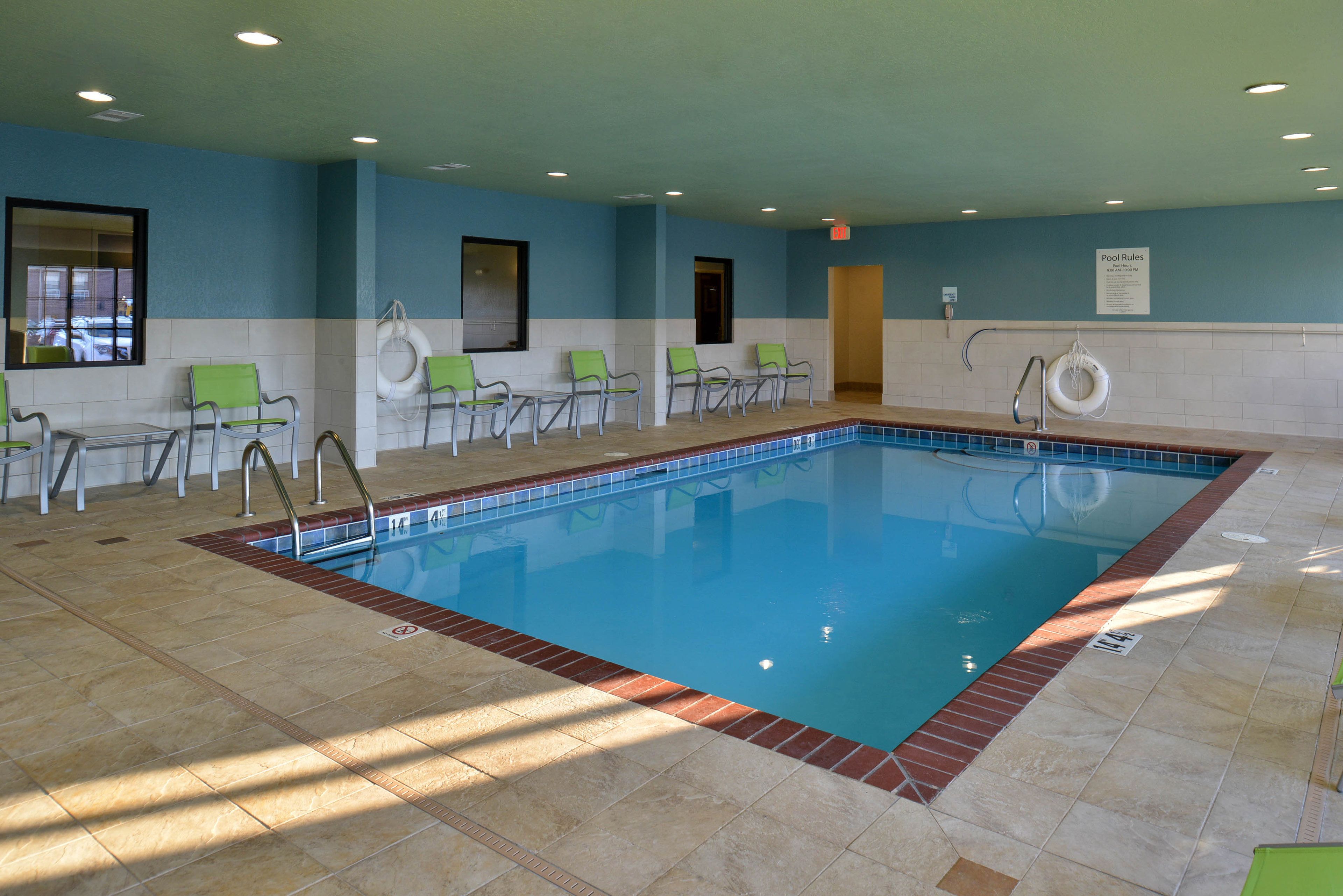 indoor pool, pool loungers