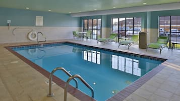 Indoor pool, pool loungers