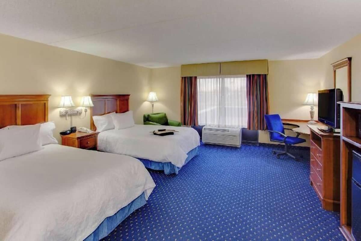 In-room safe, desk, soundproofing, iron/ironing board