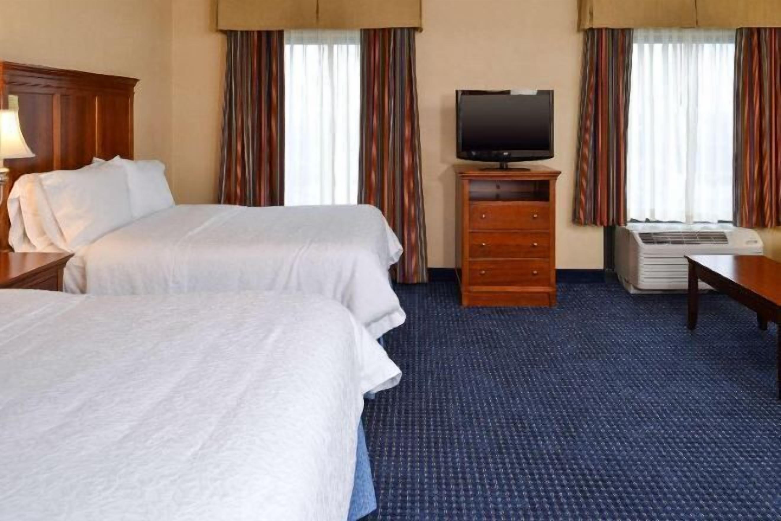 In-room safe, desk, soundproofing, iron/ironing board