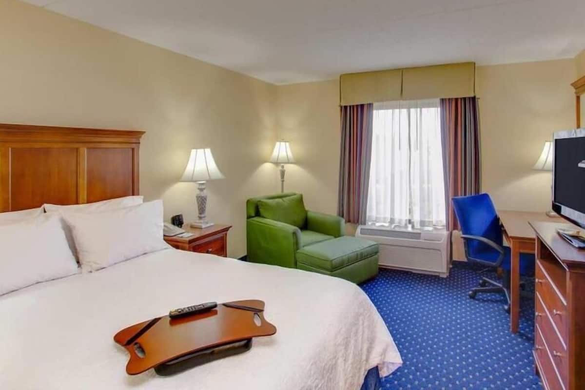 In-room safe, desk, soundproofing, iron/ironing board