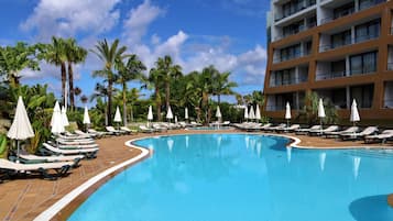 Indoor pool, outdoor pool, sun loungers