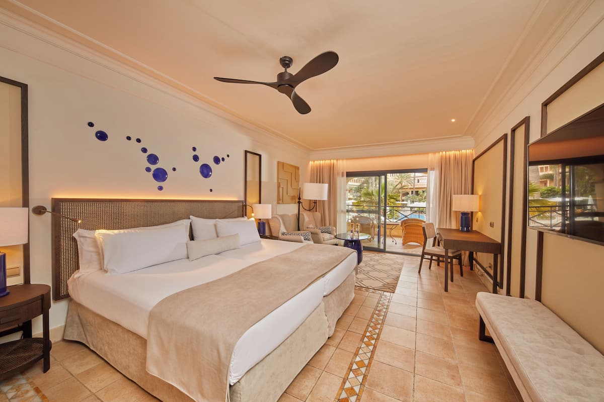 Biancheria da letto di alta qualità, minibar, una cassaforte in camera